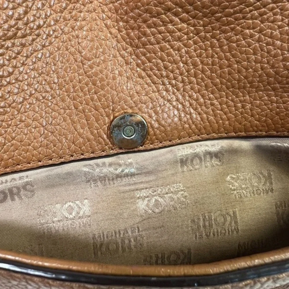 Michael Kors Bedford Flap Shoulder Crossbody Bag Purse Pebbled Leather Brown‎